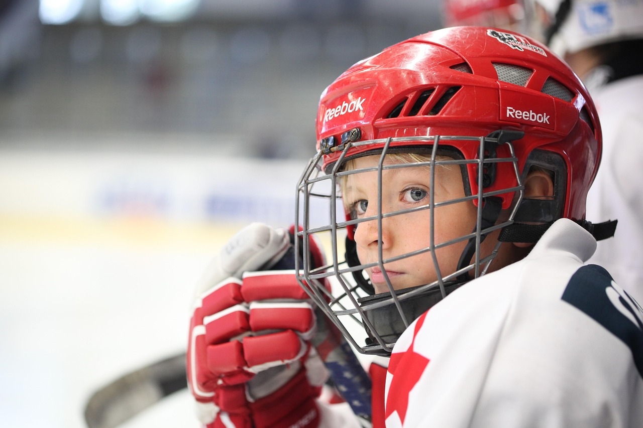 Home 7 7 Best Hockey Skating Drills for Young Players