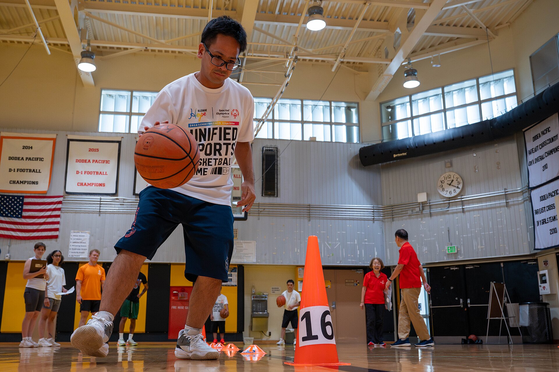 How to Run a Basketball Practice Without a Full Court 1 Basketball practice without a full court