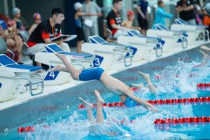 competitive swimming starting age