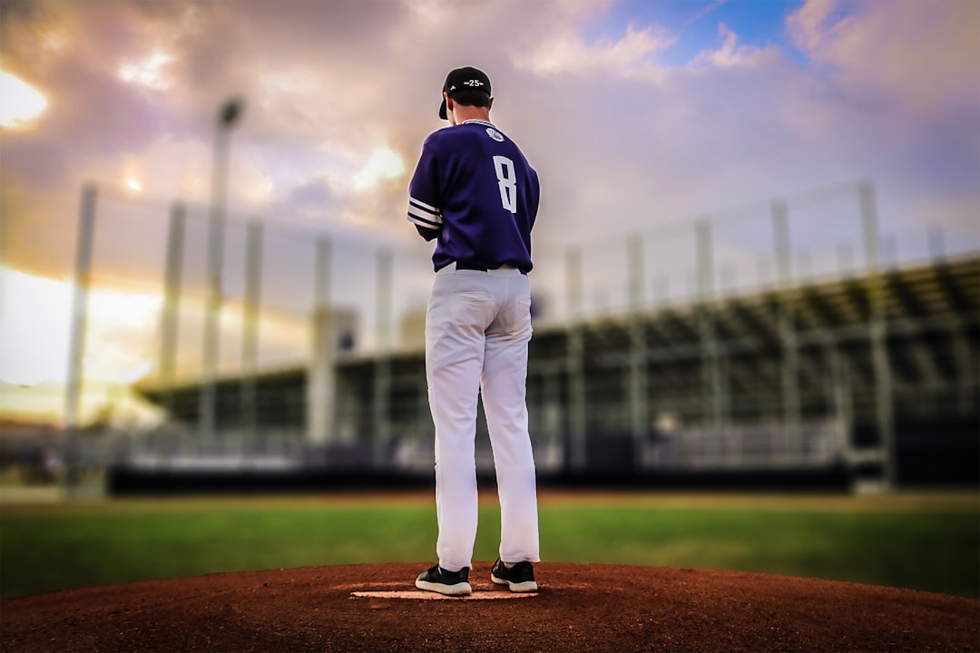 How to Keep Parents Off the Field During Practice 1 Managing parents at youth baseball practice
