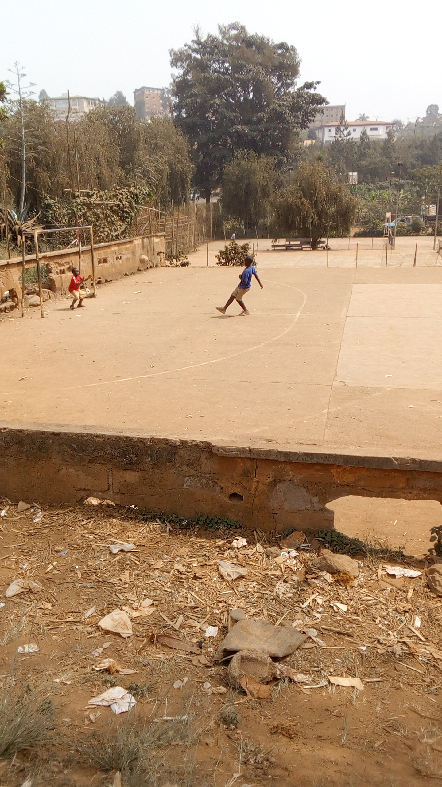 Home 7 What Age Should Kids Start Organized Sports? Pediatricians Weigh In