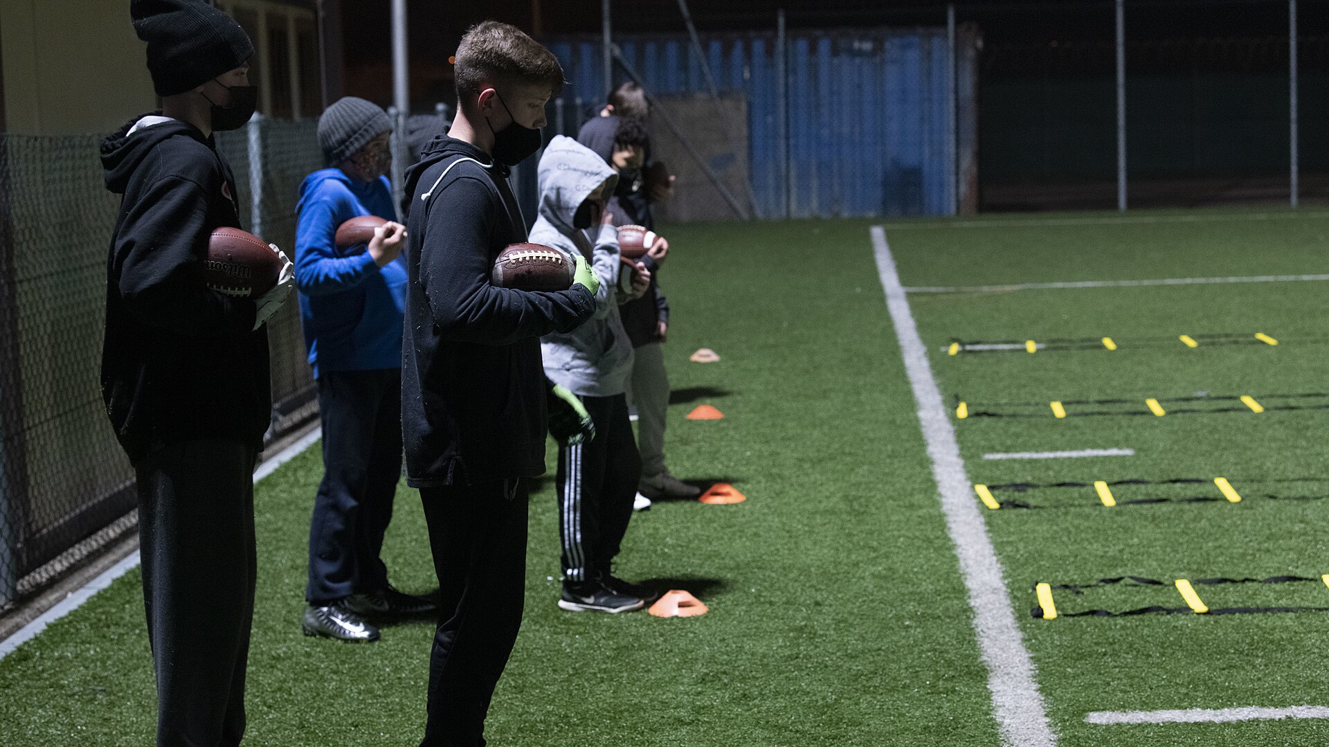 Home 8 How to Run a 45-Minute Youth Tackle Football Practice