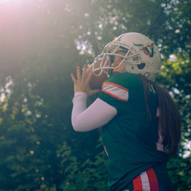 Youth Wide Receiver Drills: 6 Workouts to Stop Drops 2 Youth Wide Receiver Catching Drills