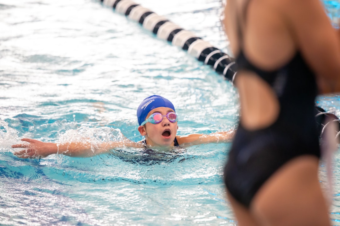 How to Teach Kids the Breaststroke Kick: Parent Guide