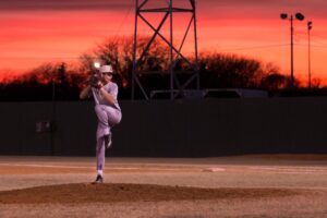 windmill pitching motion