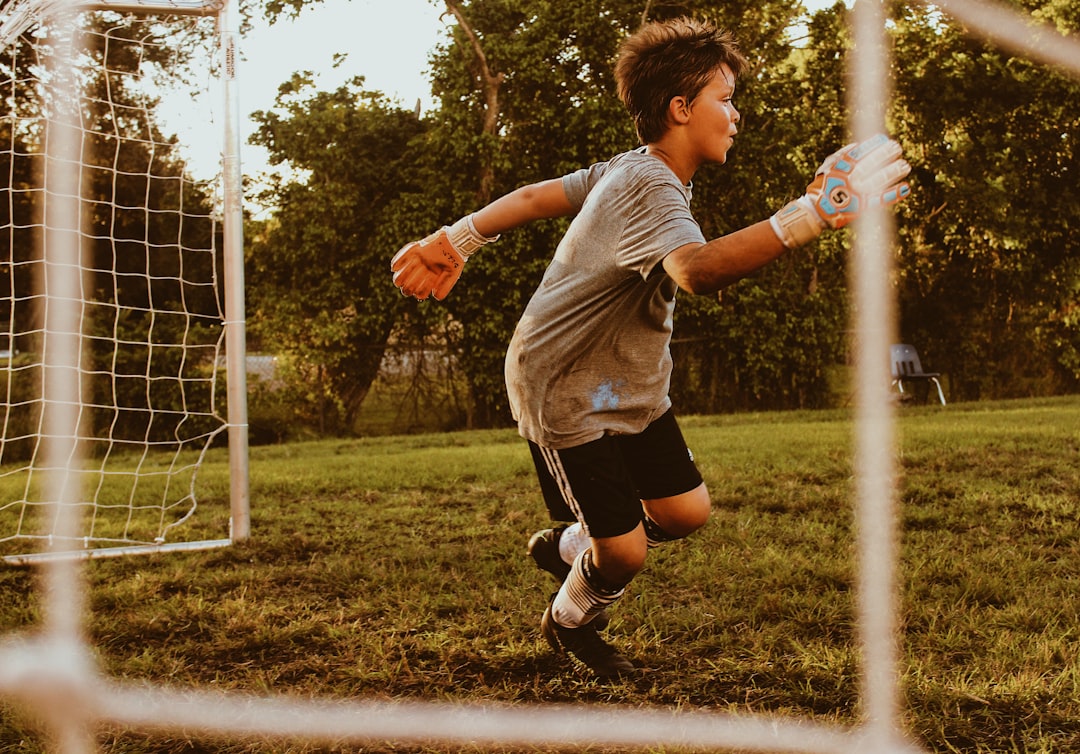 Home 7 How to Help Your Young Athlete Set Goals That Motivate