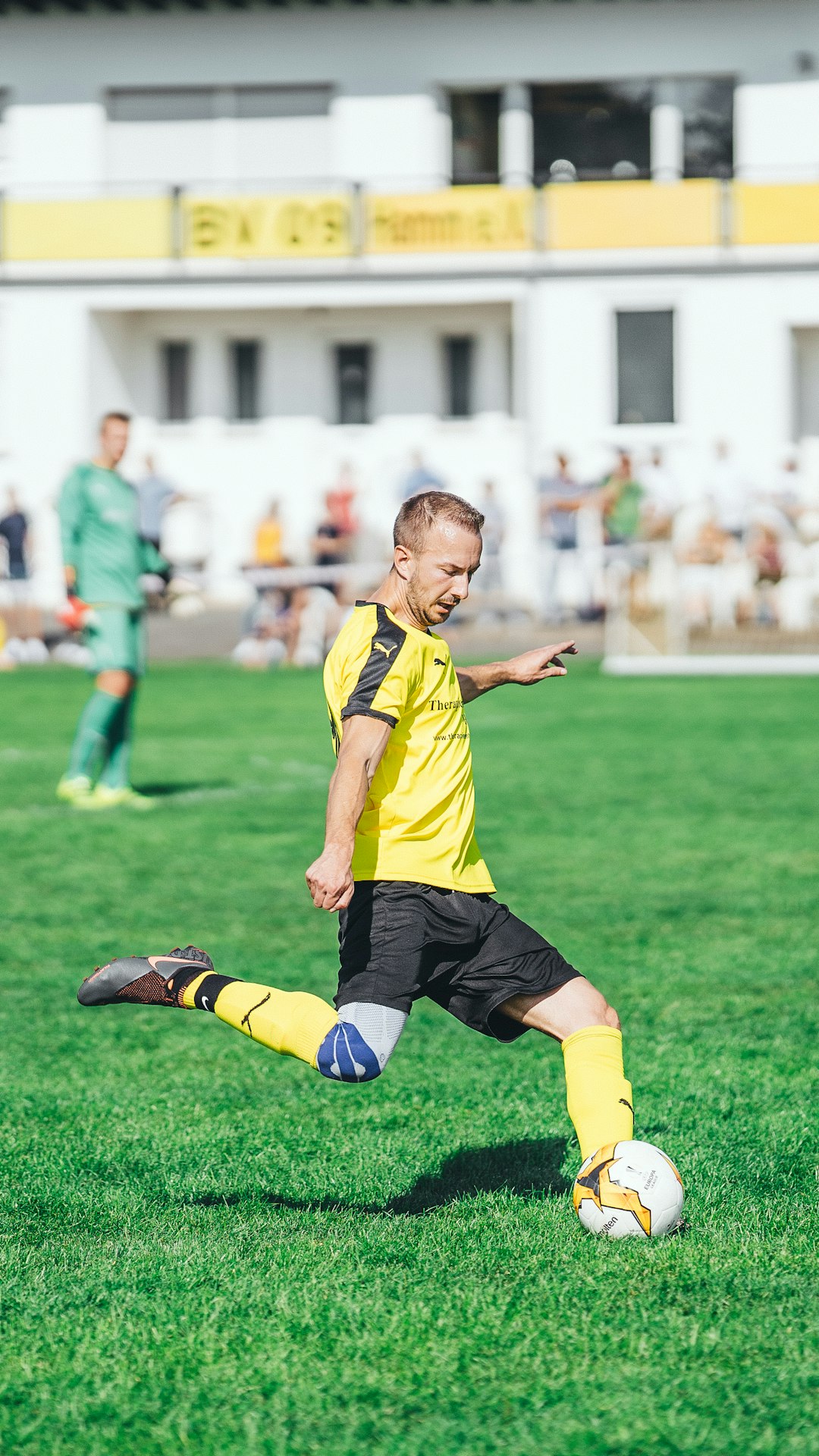 Improve Soccer Shooting Accuracy: 5 Finishing Drills for Kids 2 Youth soccer shooting accuracy