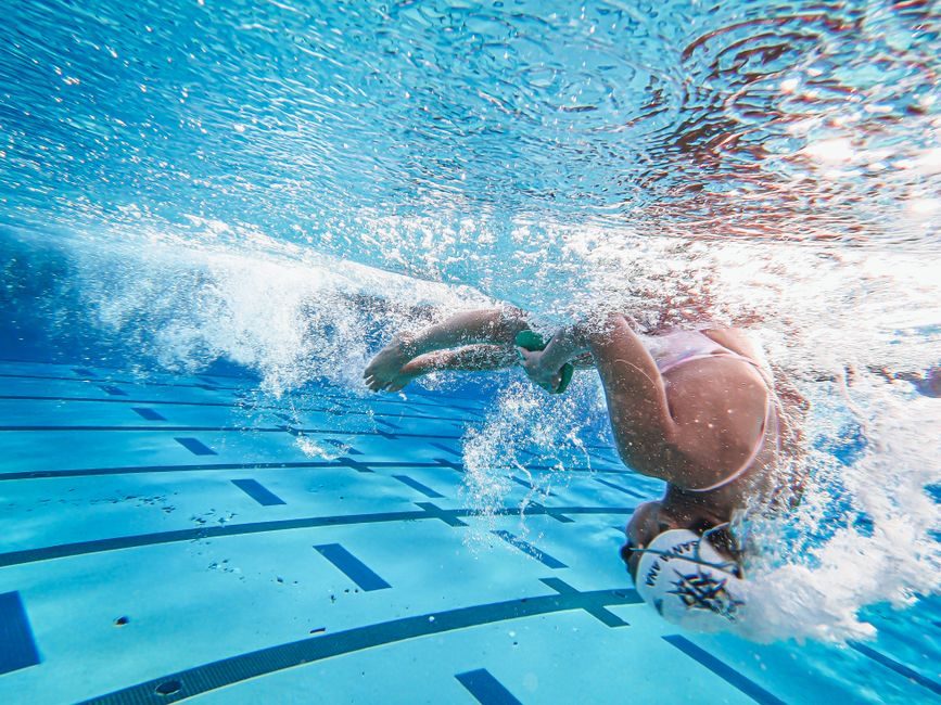 What Does DQ Mean in Swimming? Causes & How to Avoid It 1 Swimming disqualifications (DQ)